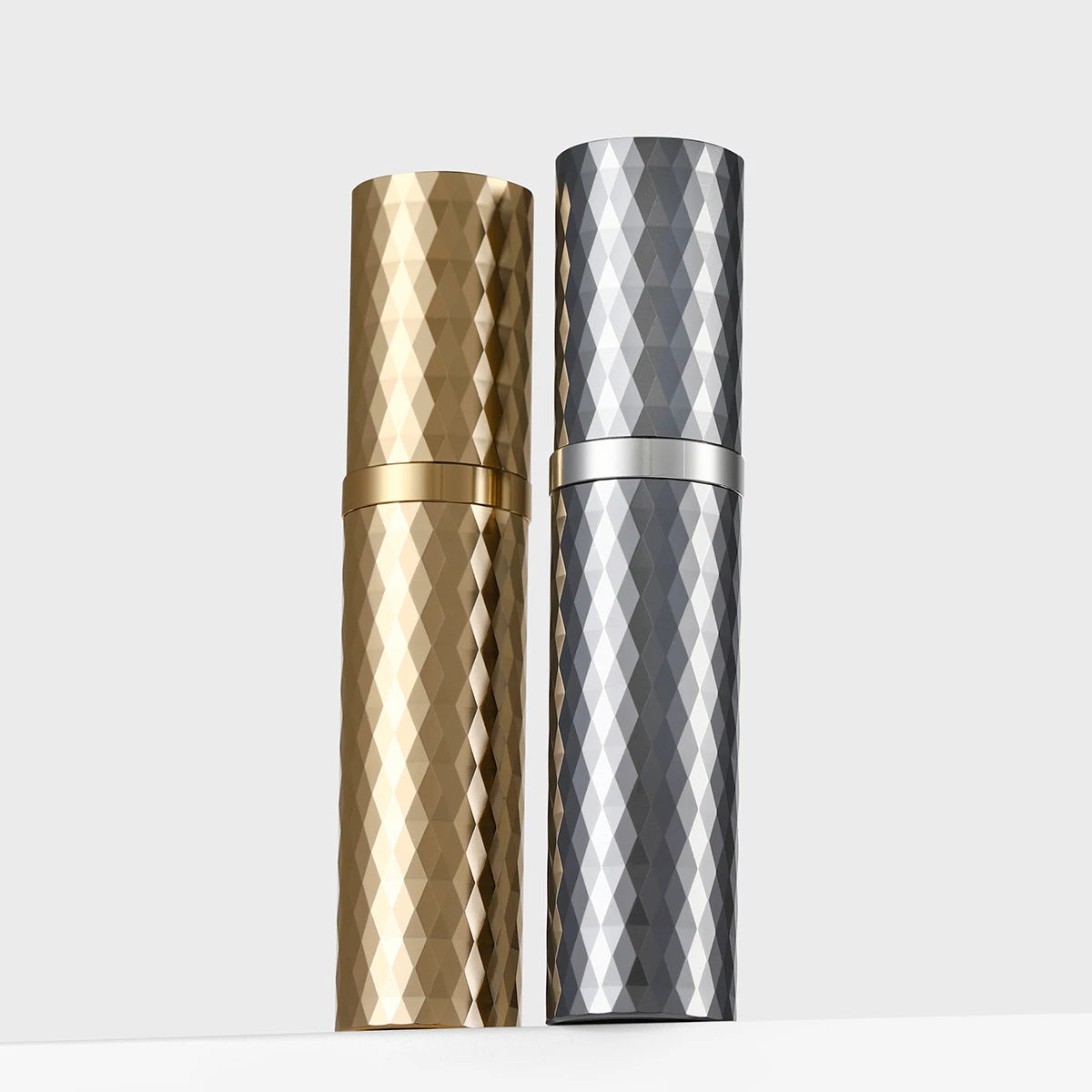 Luxury Premium Class Diamond Mini Travel Portable Bottom Filling Refillable Perfume Bottle Mini Spray Bottle 5ml Atomizer 1pcs