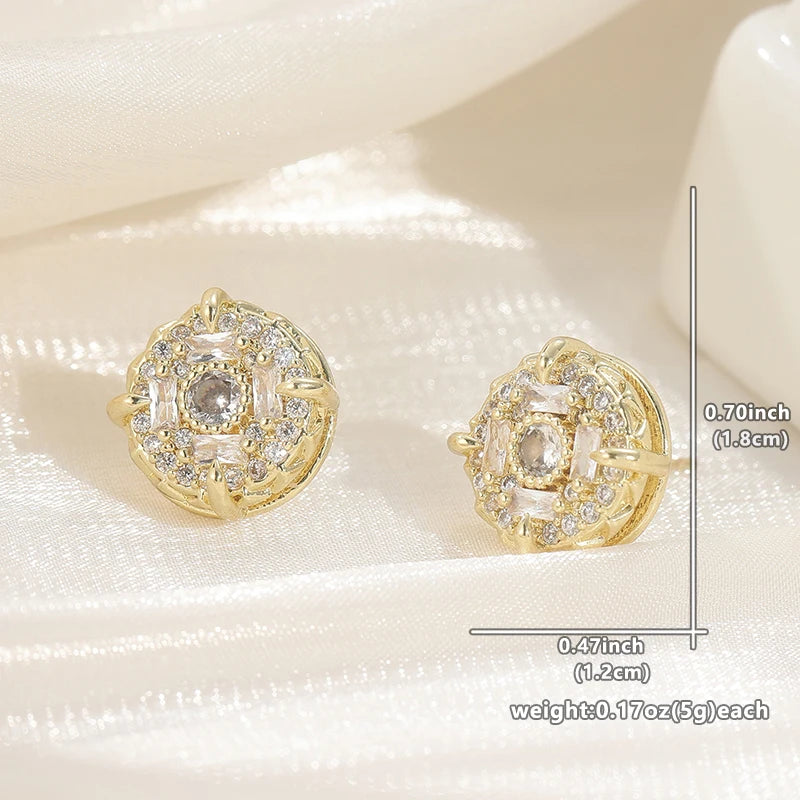 Delicate stud earrings for men and women Square accessories suitable for wedding parties go with everything