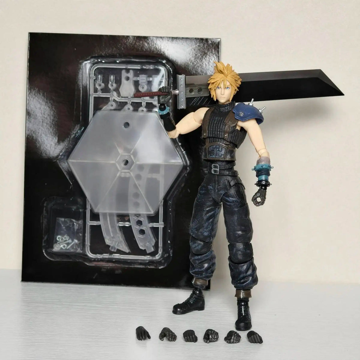 Yuffie Version 2.0 Cloud Strife Sephiroth Tifa Playarts Kisaragi Aerith PVC Anime Model Toy Gift Collection