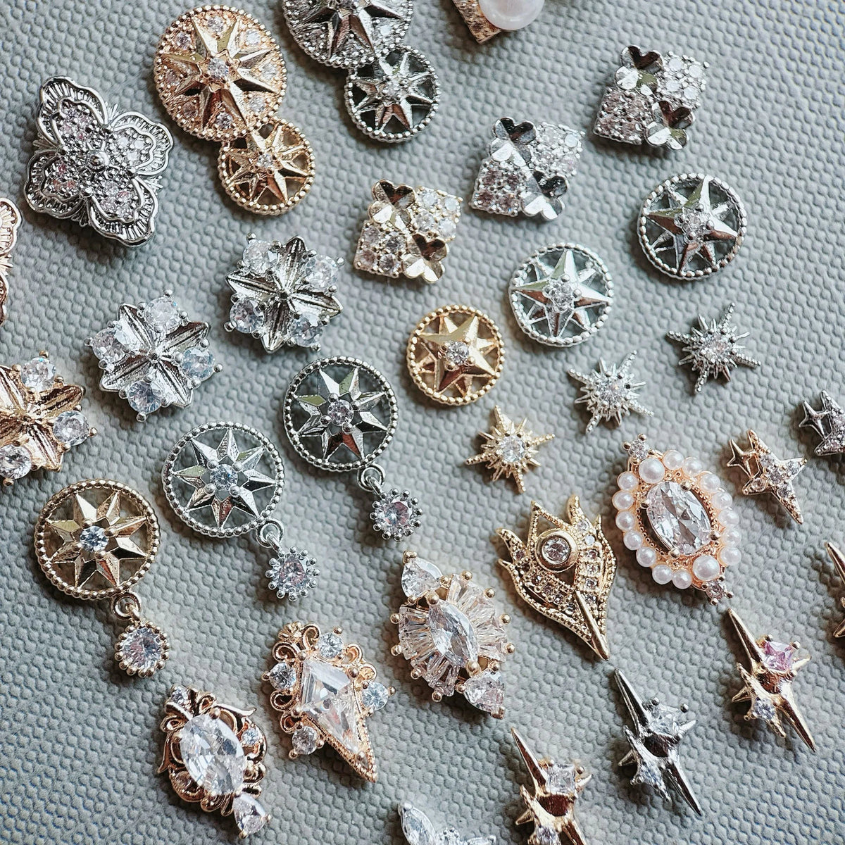 10pcs 3D Luxury Nail Art Charms Zircon Metal Star And Flower Decorations Starlight Jewelry Accessories for Manicure Supplies