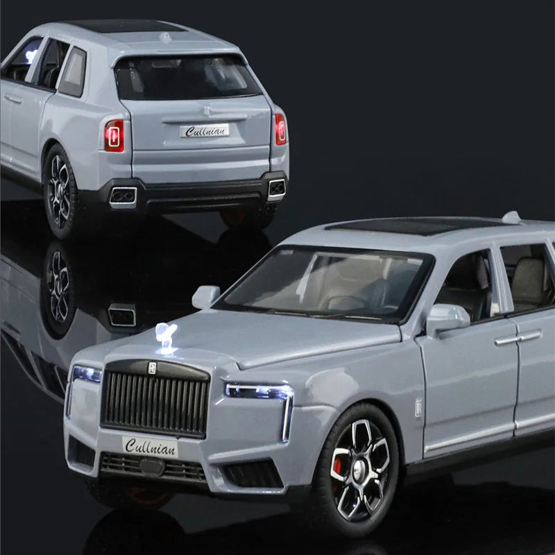 1/32 2025 Rolls Royce SUV Cullinan Alloy Luxury Car Model Diecast Metal Toy Off-road Vehicle Car Model Sound and Light Kids Gift