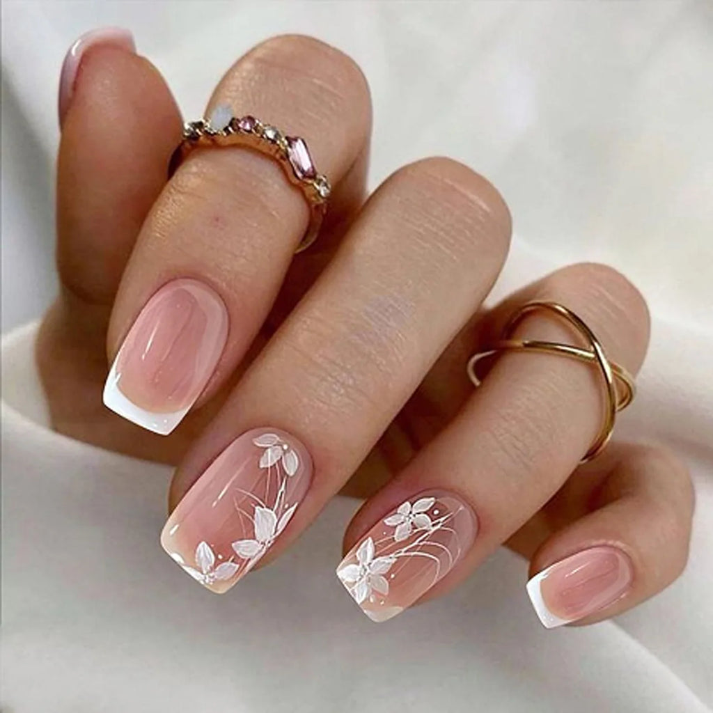 24Pcs Simple Square Head Fake Nail with nude design White Gradient French Press on False Nails Short Full Cover Nail Tips