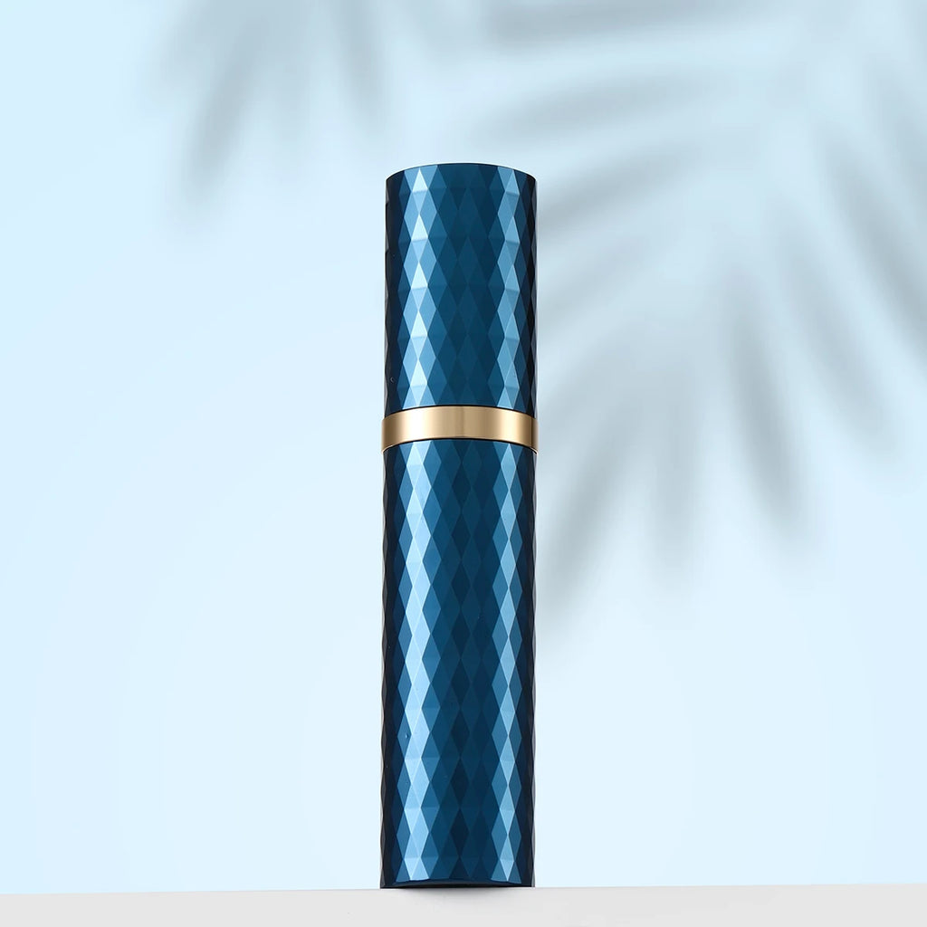 Luxury Premium Class Diamond Mini Travel Portable Bottom Filling Refillable Perfume Bottle Mini Spray Bottle 5ml Atomizer 1pcs