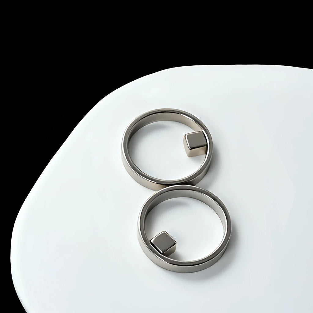 Magnetic Ring Hollow Cat Eye Tool Professional Black Hole Cat‑Eye Design DIY Nail Art Accessory