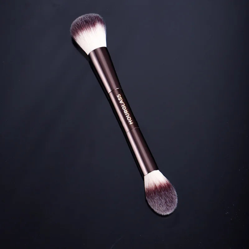 Hourglass Makeup Brush- No.18 Veil Powder Brush Soft Fiber Hair Double Head Powder Fashion Design Single Face Brush
