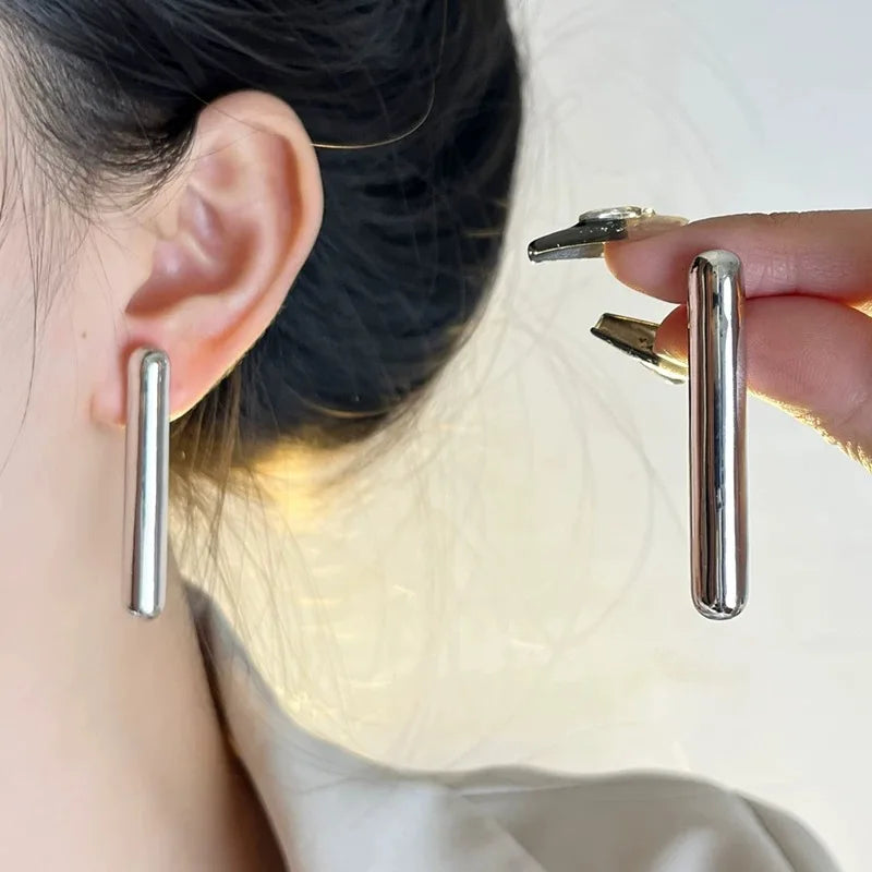 2024 New Simple European And American Metal Smooth Cylindrical Unique Earrings Temperament Female Accessories