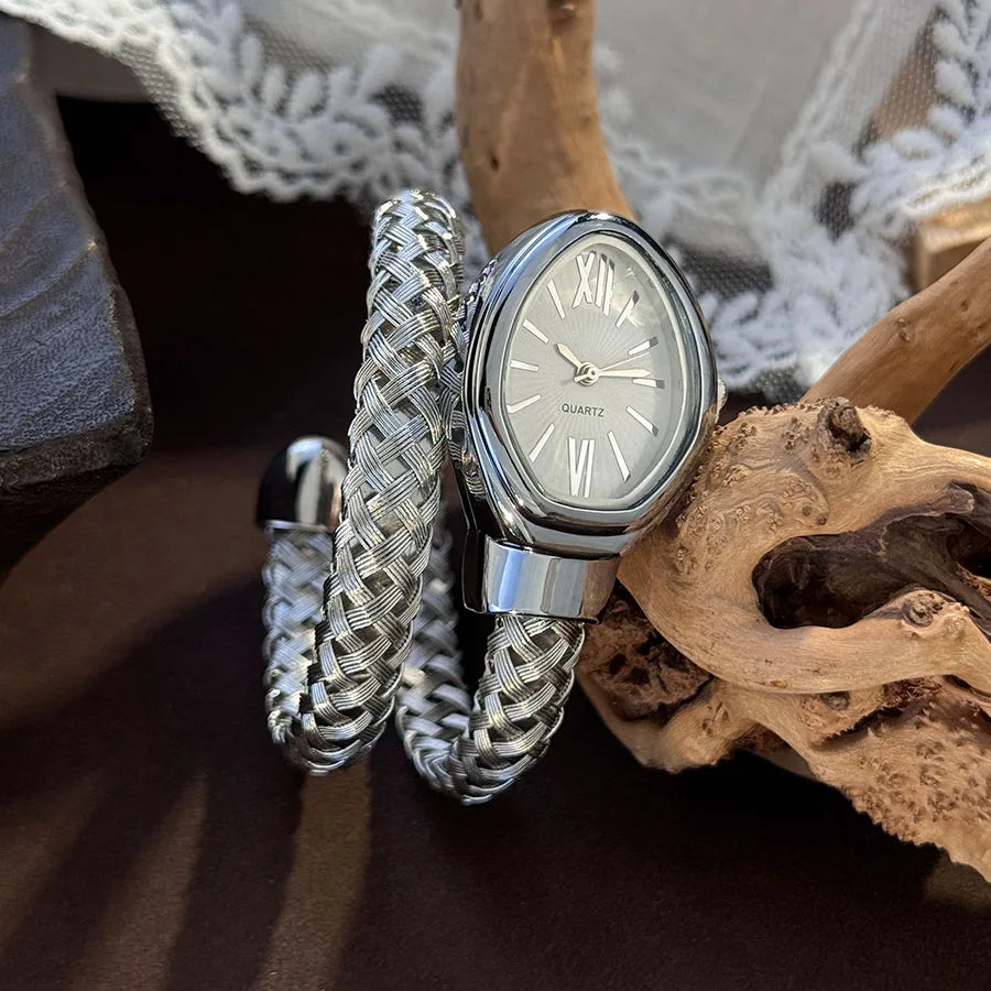Simplified Design Hollow Snake Wrapping Open Bracelet Elegant Quartz Watch for Women Luxury Fashionable Wristwatch