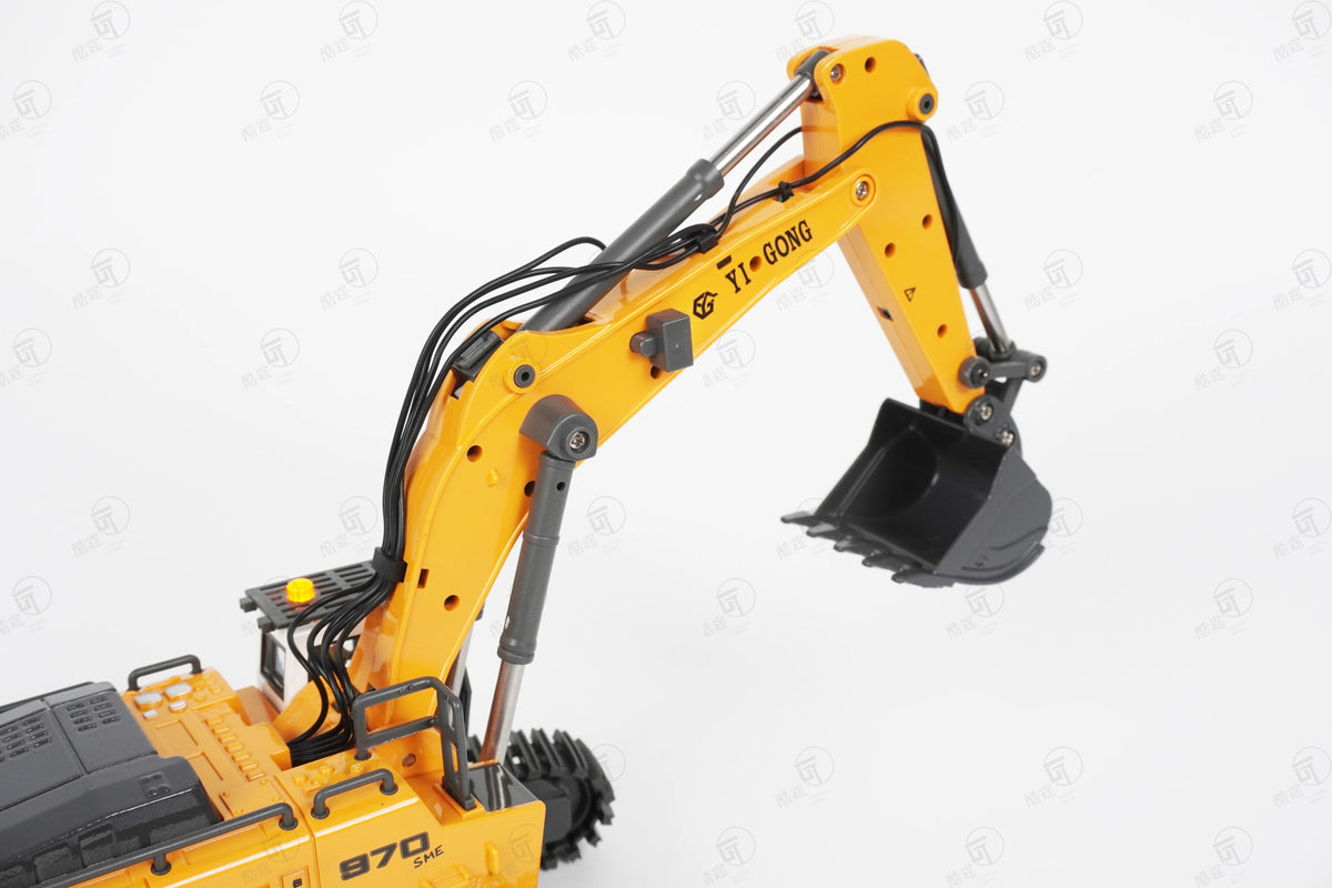 Mini Excavator 1/50 970 Electric Excavator Simulation Model With Lighting System Desktop Remote Control Excavator Model Toy