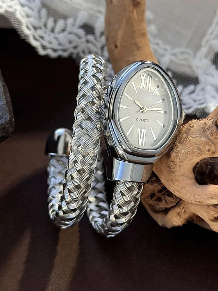 Simplified Design Hollow Snake Wrapping Open Bracelet Elegant Quartz Watch for Women Luxury Fashionable Wristwatch