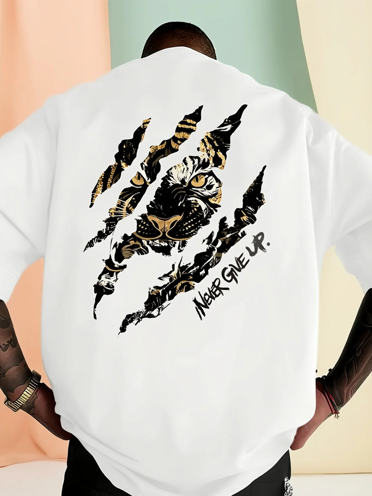 Tiger Claw Mark Never Give Up Print on Premium Soft 100% Cotton Men's T-Shirt Perfect for Summer Streetwear and Bold Style