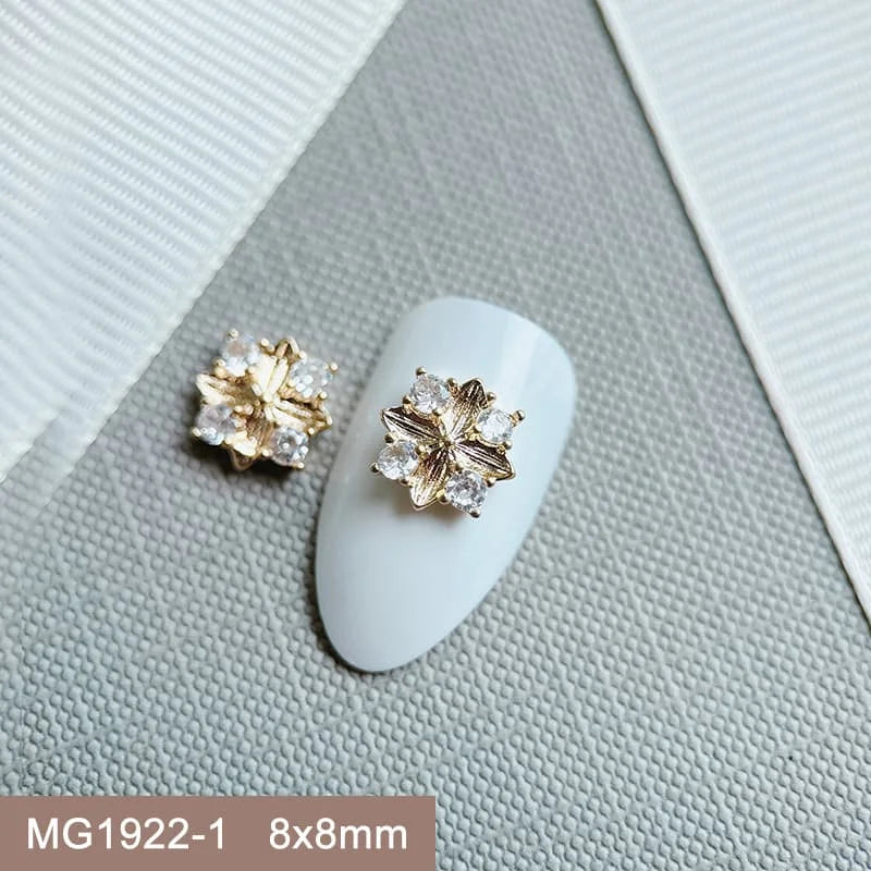 10pcs 3D Luxury Nail Art Charms Zircon Metal Star And Flower Decorations Starlight Jewelry Accessories for Manicure Supplies