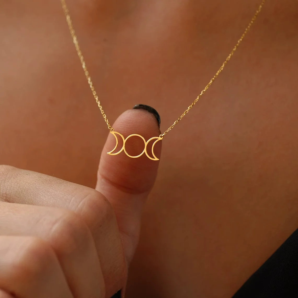 March Goddess Hecate Necklace for women, men stainless steel witch knot Greek mythology chain jewelry