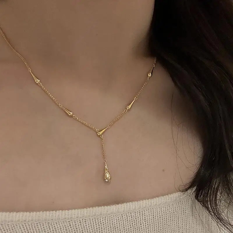 Simple New in Light Luxury Collarbone Chain Fashion Exquisite Tassel Pendant for women Style Wedding Fine Party Jewelry
