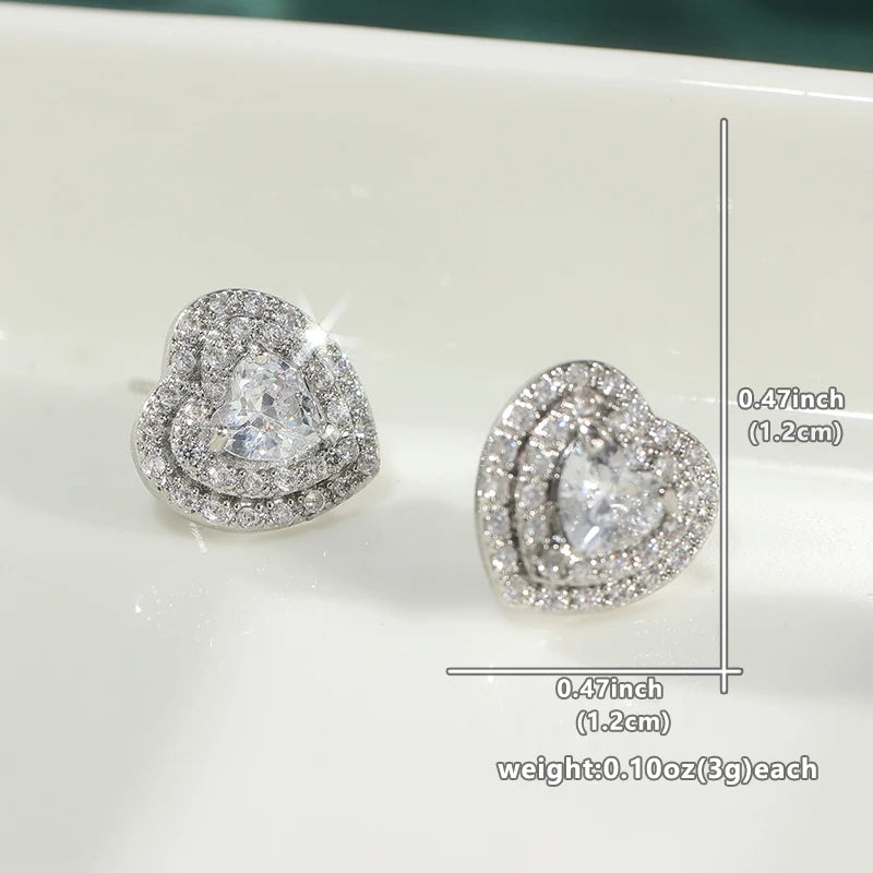 Delicate stud earrings for men and women Square accessories suitable for wedding parties go with everything