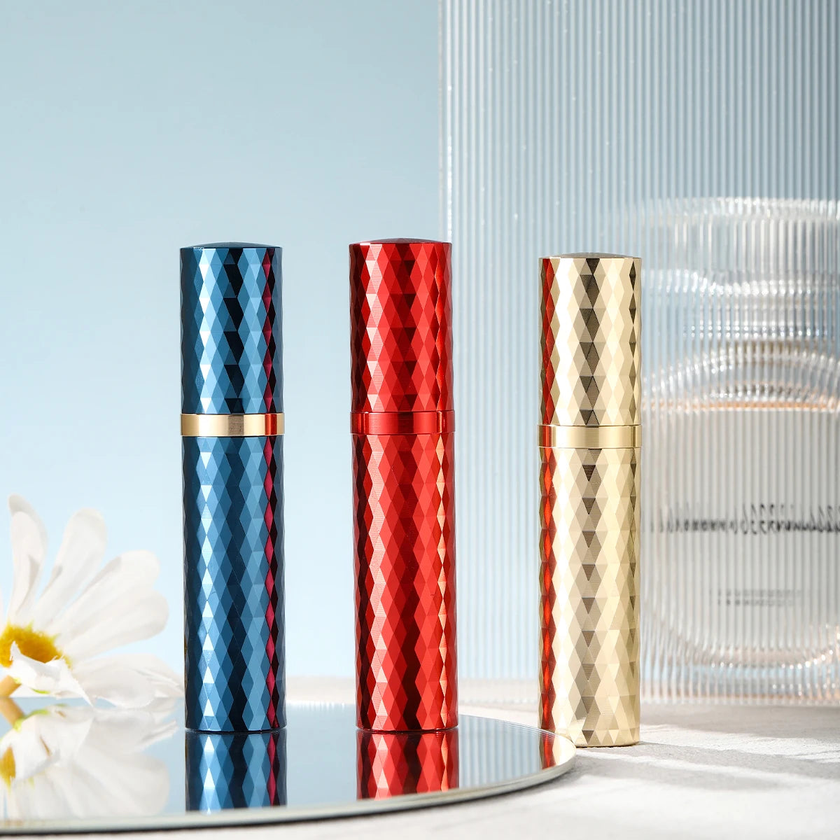 Luxury Premium Class Diamond Mini Travel Portable Bottom Filling Refillable Perfume Bottle Mini Spray Bottle 5ml Atomizer 1pcs