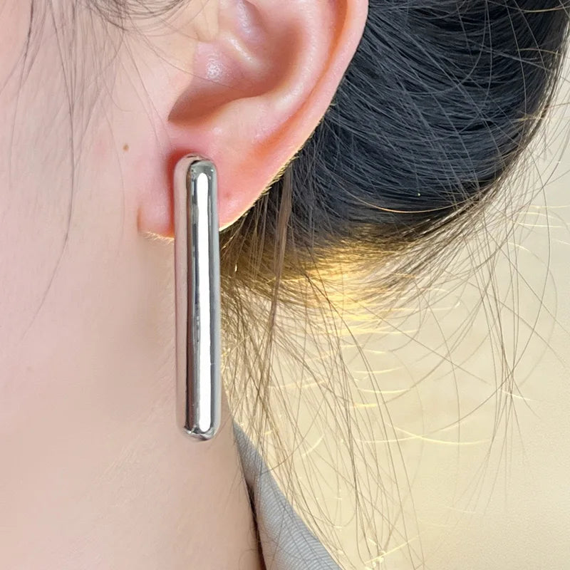 2024 New Simple European And American Metal Smooth Cylindrical Unique Earrings Temperament Female Accessories