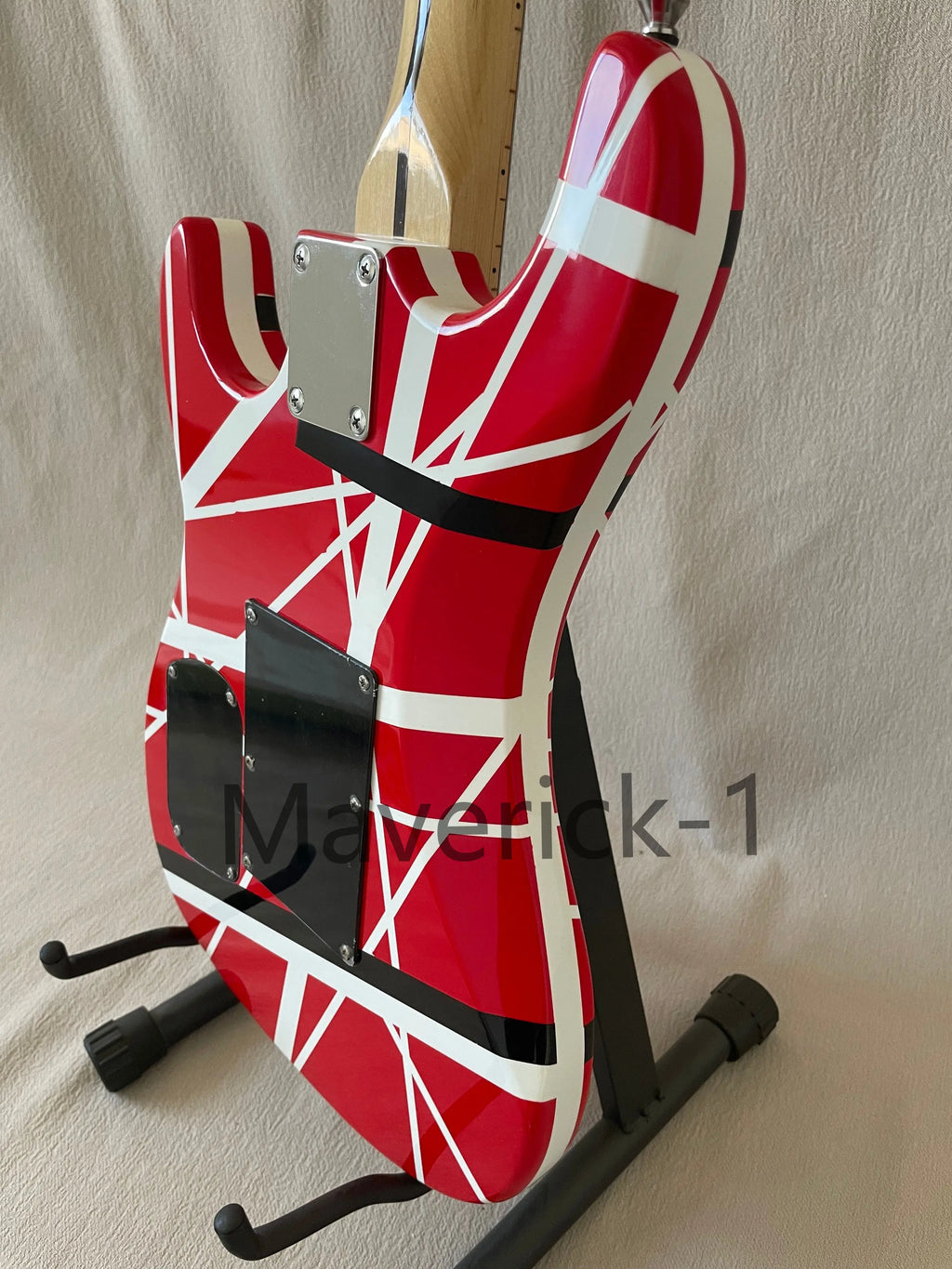 5150 White Stripe Red Electric Guitar Floyd Rose Tremolo Bridge, Locking Nut, Maple Neck & Fingerboard