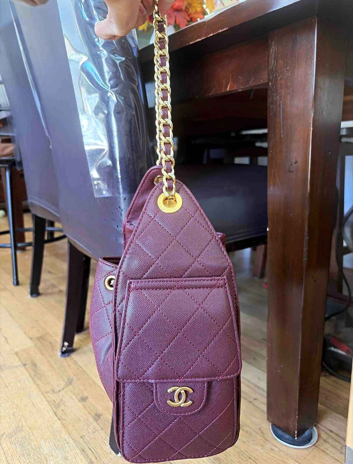 CHANEL Burgundy Quilted Leather Drawstring Chain Shoulder Bag Gold Hardware M